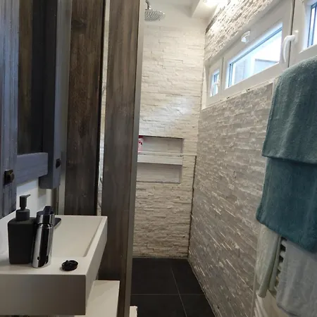 Ady Haziko Apartament *